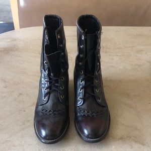 LAREDO WOMEN'S SARA ROSE LACE-UP BLACK WESTERN BOOTS - ROUND TOE